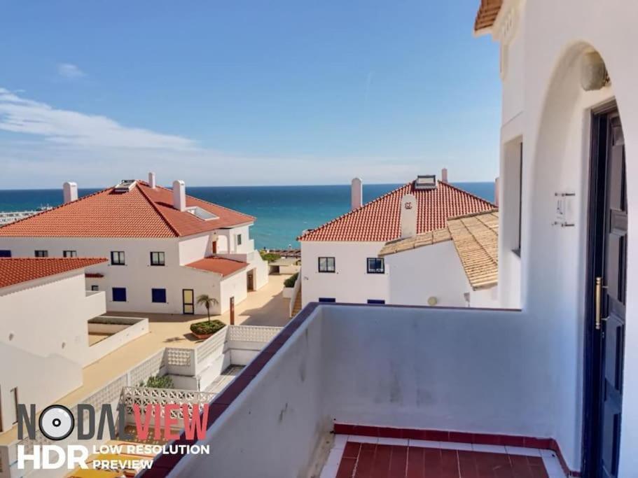 Apartament Oura White View 2 Min Walk Sea